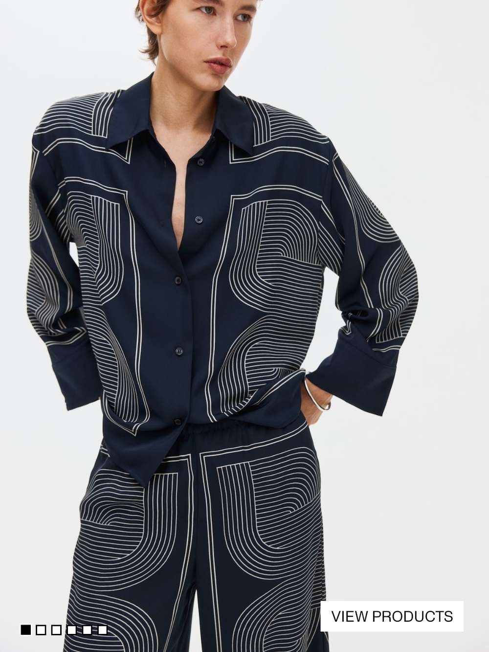 H&M Navy Navy-White Geometric Print Pantsuit S Pant M Top
